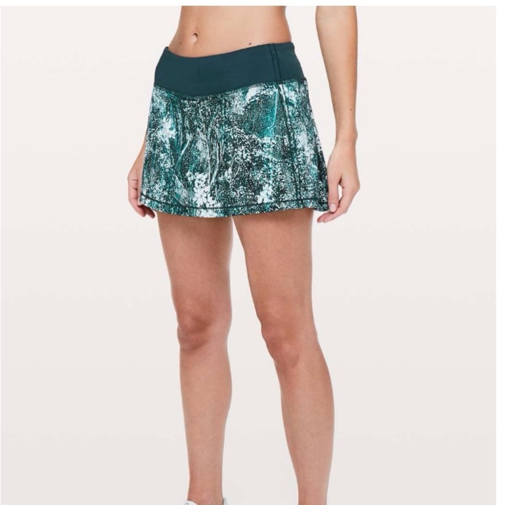Lululemon Pace Rival Skirt Womens 10 Regular Green Print Running Tennis Skort